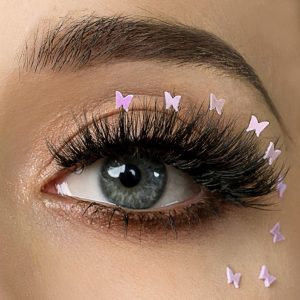 How to Apply False Lashes Professionally